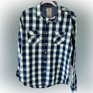 Cactus Long Sleeve Button Up. Size Men’s XL. Color Navy, Lime Green and Teal.